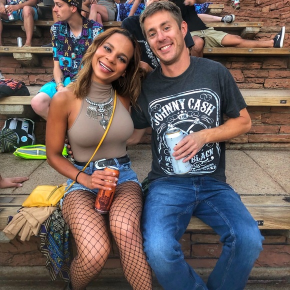 Meet your Posher, Alexandra - Picture 4 of 4